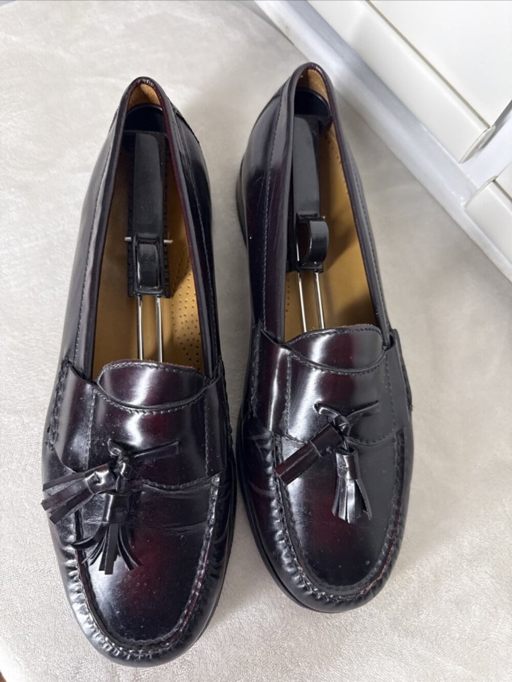 COLE HAAN Mens Pinch Tassel Burgundy Leather Loafers 10.5 D 03507 Preppy